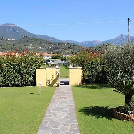 Beautiful In With Outdoor Swimming Pool Ferienhaus